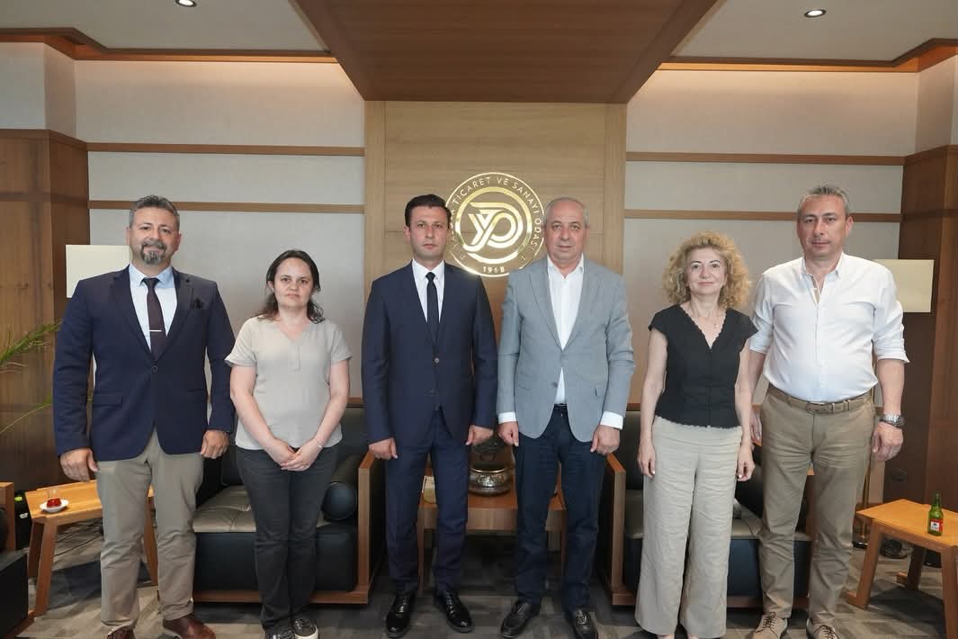 YTSO’dan Yoğun Diplomasi Trafiği: Bölgesel İş Birliği, Kivi Festivali, Sektörel Buluşmalar ve 2050 Vizyonu Masaya Yatırıldı 8 YTSO’dan Yoğun Diplomasi Trafiği: Bölgesel İş Birliği, Kivi Festivali, Sektörel Buluşmalar ve 2050 Vizyonu Masaya Yatırıldı