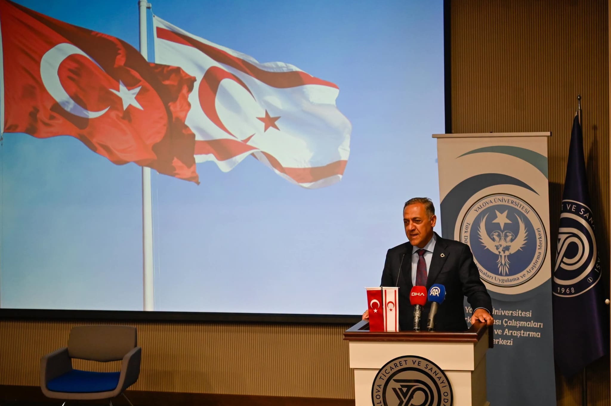 Yalova’da KKTC’nin Stratejik Önemi Konferansı: Cumhurbaşkanı Ersin Tatar’dan Doğu Akdeniz ve Kıbrıs Mesajları 7 Yalova’da KKTC’nin Stratejik Önemi Konferansı: Cumhurbaşkanı Ersin Tatar’dan Doğu Akdeniz ve Kıbrıs Mesajları