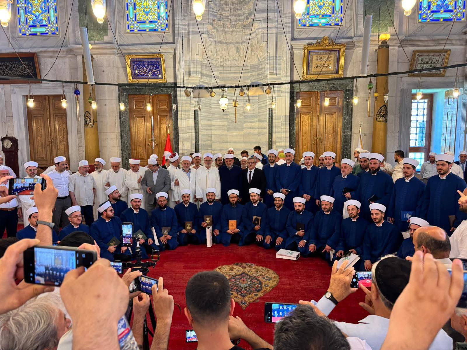 Diyanet İşleri Başkan Yardımcısı Osman Şahin’den Yalova’ya Ziyaret: Vali Ahmet Hamdi Usta’dan Teşekkür Mesajı 6 Diyanet İşleri Başkan Yardımcısı Osman Şahin’den Yalova’ya Ziyaret: Vali Ahmet Hamdi Usta’dan Teşekkür Mesajı