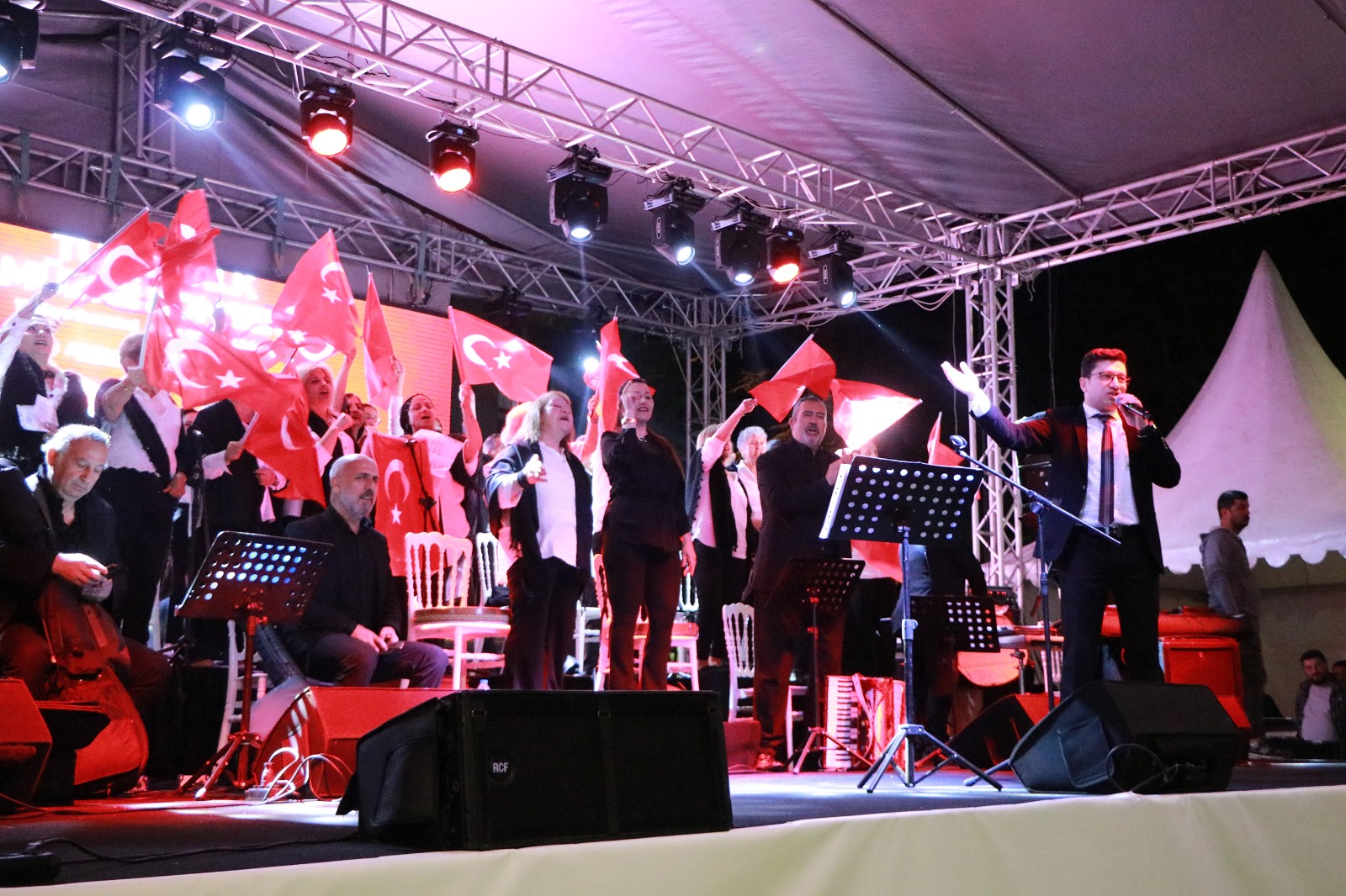 Çiftlikköy Belediyesi THM Korosu’ndan “Türkü Şöleni” Müjdesi