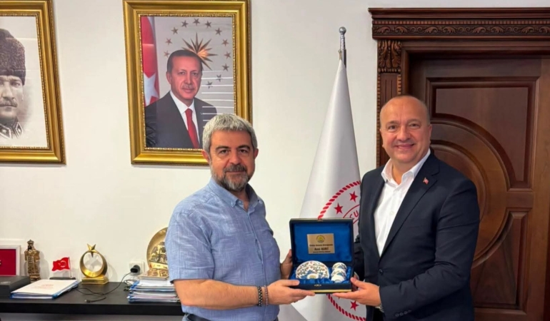 Çınarcık Belediye Başkanı Avni Kurt’tan Yalova İl Sağlık Müdürü Halim Ömer Kaşıkçı’ya Ziyaret: