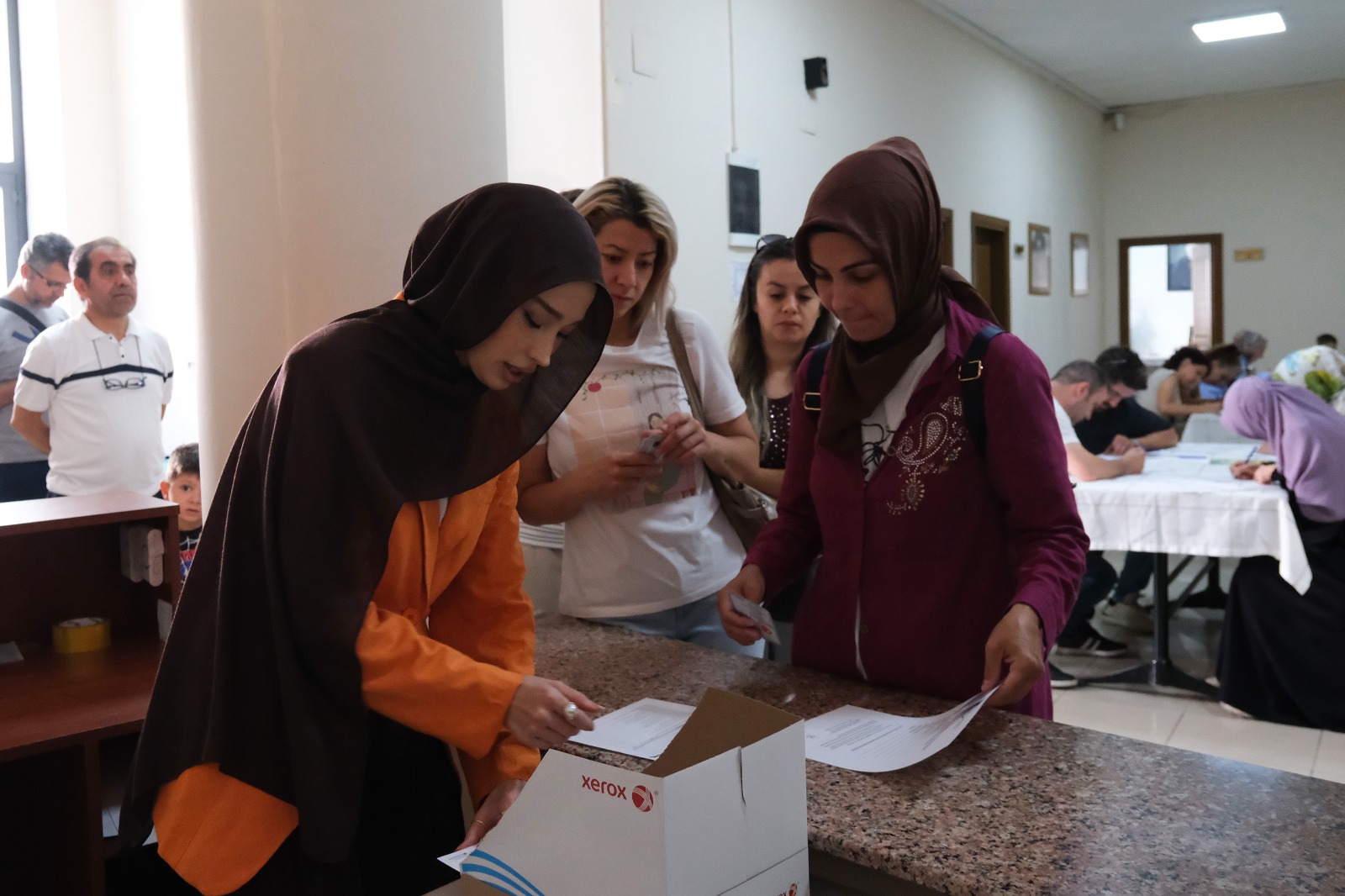 Çiftlikköy Belediyesi Yaz Kurslarına Yoğun İlgi: Kontenjanların Yarısı İlk Günde Doldu
