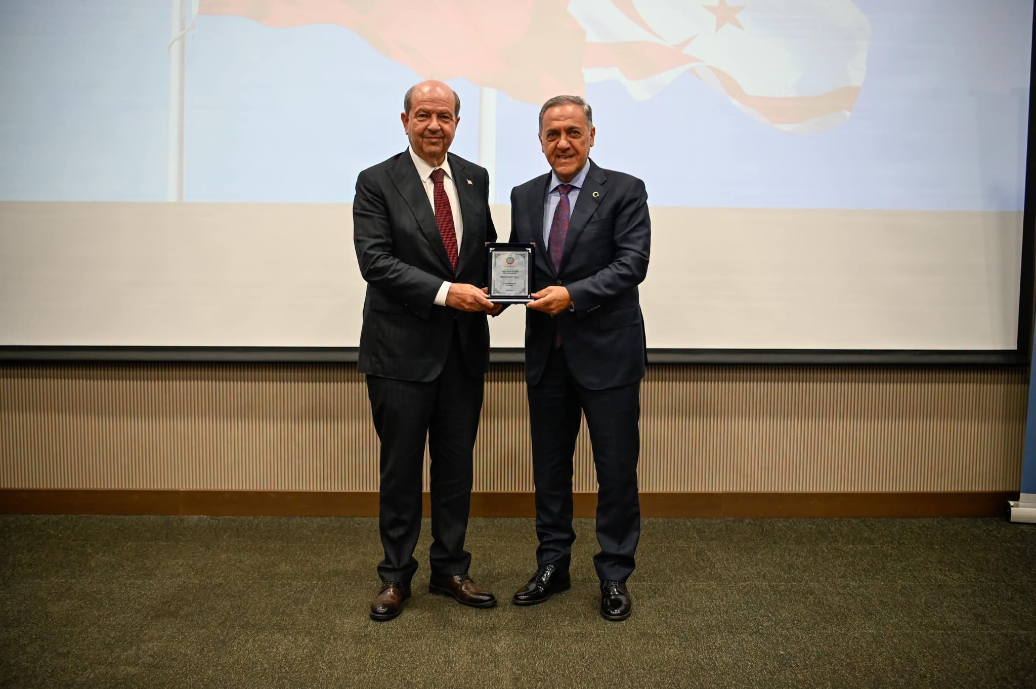 Yalova’da KKTC’nin Stratejik Önemi Konferansı: Cumhurbaşkanı Ersin Tatar’dan Doğu Akdeniz ve Kıbrıs Mesajları 5 Yalova’da KKTC’nin Stratejik Önemi Konferansı: Cumhurbaşkanı Ersin Tatar’dan Doğu Akdeniz ve Kıbrıs Mesajları