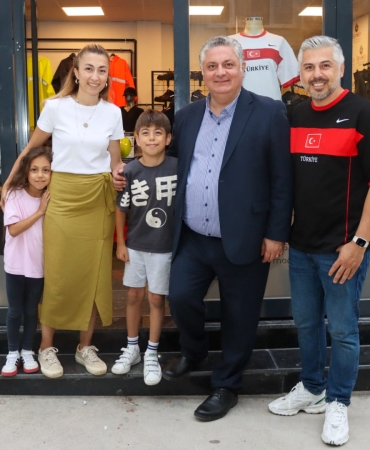 Başkan Gürel Esnaf ve Vatandaşlarla Buluştu 8 Başkan Gürel Esnaf ve Vatandaşlarla Buluştu