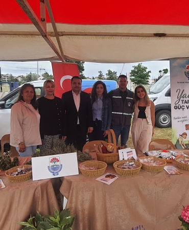 Atalık Tohumlar Lüleburgaz’da Vatandaşlarla Buluştu: Yalova Belediyesi’nden 1.500 Tohumluk Destek 2 Atalık Tohumlar Lüleburgaz’da Vatandaşlarla Buluştu: Yalova Belediyesi’nden 1.500 Tohumluk Destek