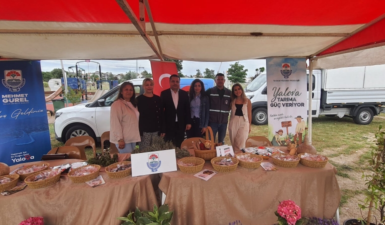 Atalık Tohumlar Lüleburgaz’da Vatandaşlarla Buluştu: Yalova Belediyesi’nden 1.500 Tohumluk Destek