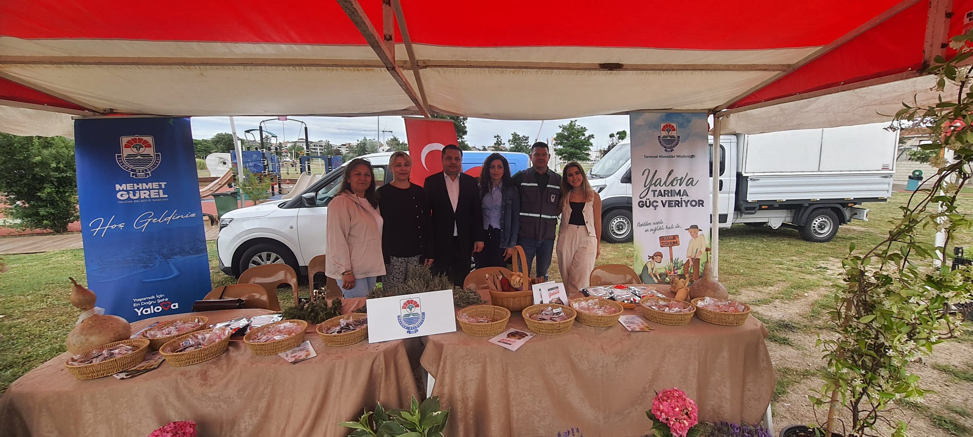 Atalık Tohumlar Lüleburgaz’da Vatandaşlarla Buluştu: Yalova Belediyesi’nden 1.500 Tohumluk Destek 5 Atalık Tohumlar Lüleburgaz’da Vatandaşlarla Buluştu: Yalova Belediyesi’nden 1.500 Tohumluk Destek