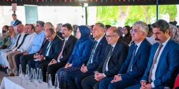 Yalova’da 9. Türkiye Münazaraları Ödül Töreni Düzenlendi: Başarılı Öğrencilere Ödülleri Takdim Edildi 70 Yalova’da 9. Türkiye Münazaraları Ödül Töreni Düzenlendi: Başarılı Öğrencilere Ödülleri Takdim Edildi