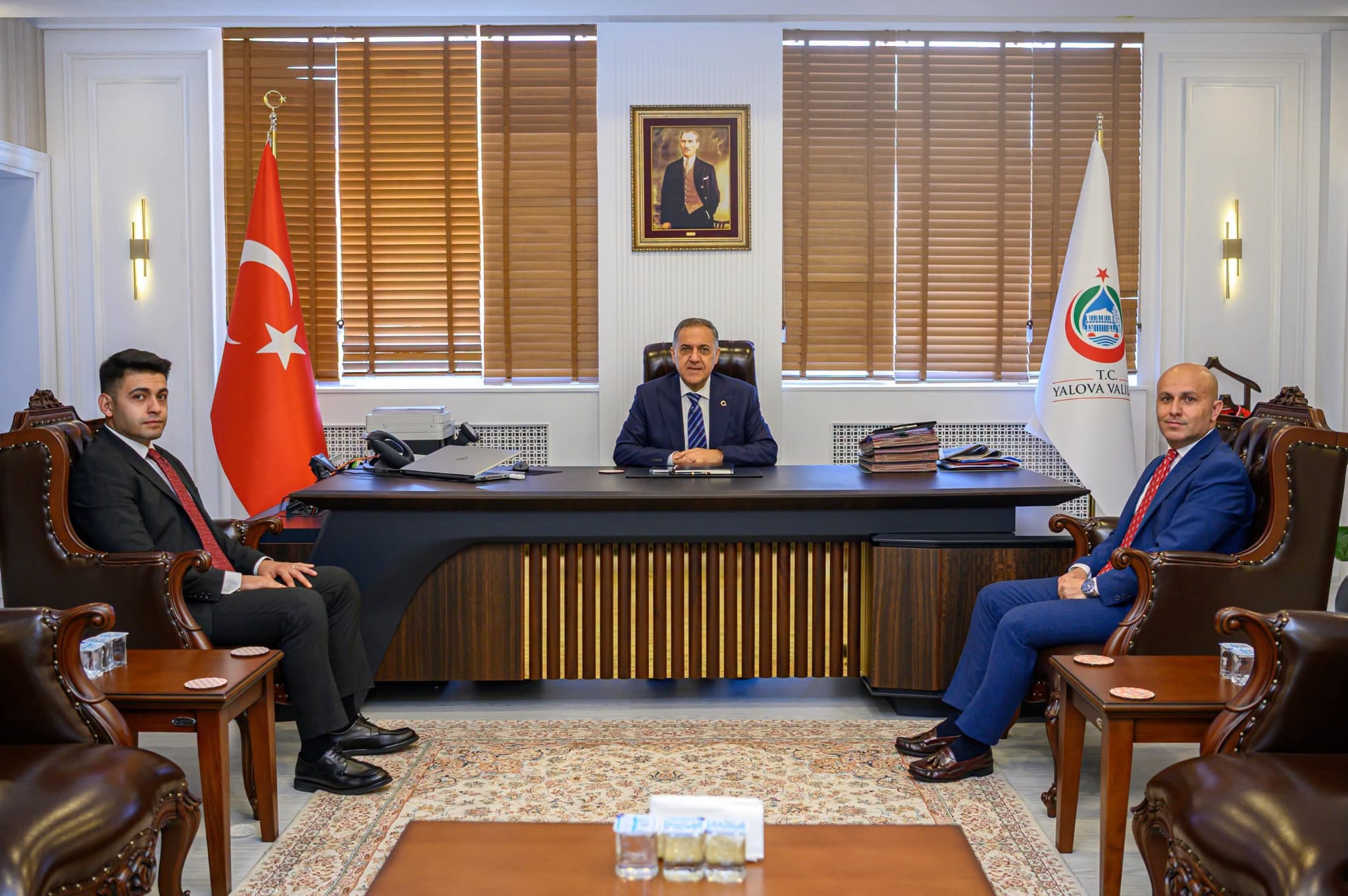 Yalova’da Yoğun Diplomasi Trafiği: Vali Ahmet Hamdi Usta’ya Önemli Ziyaretler: 7 Yalova’da Yoğun Diplomasi Trafiği: Vali Ahmet Hamdi Usta’ya Önemli Ziyaretler ve Eğitim Programında Kritik Mesajlar