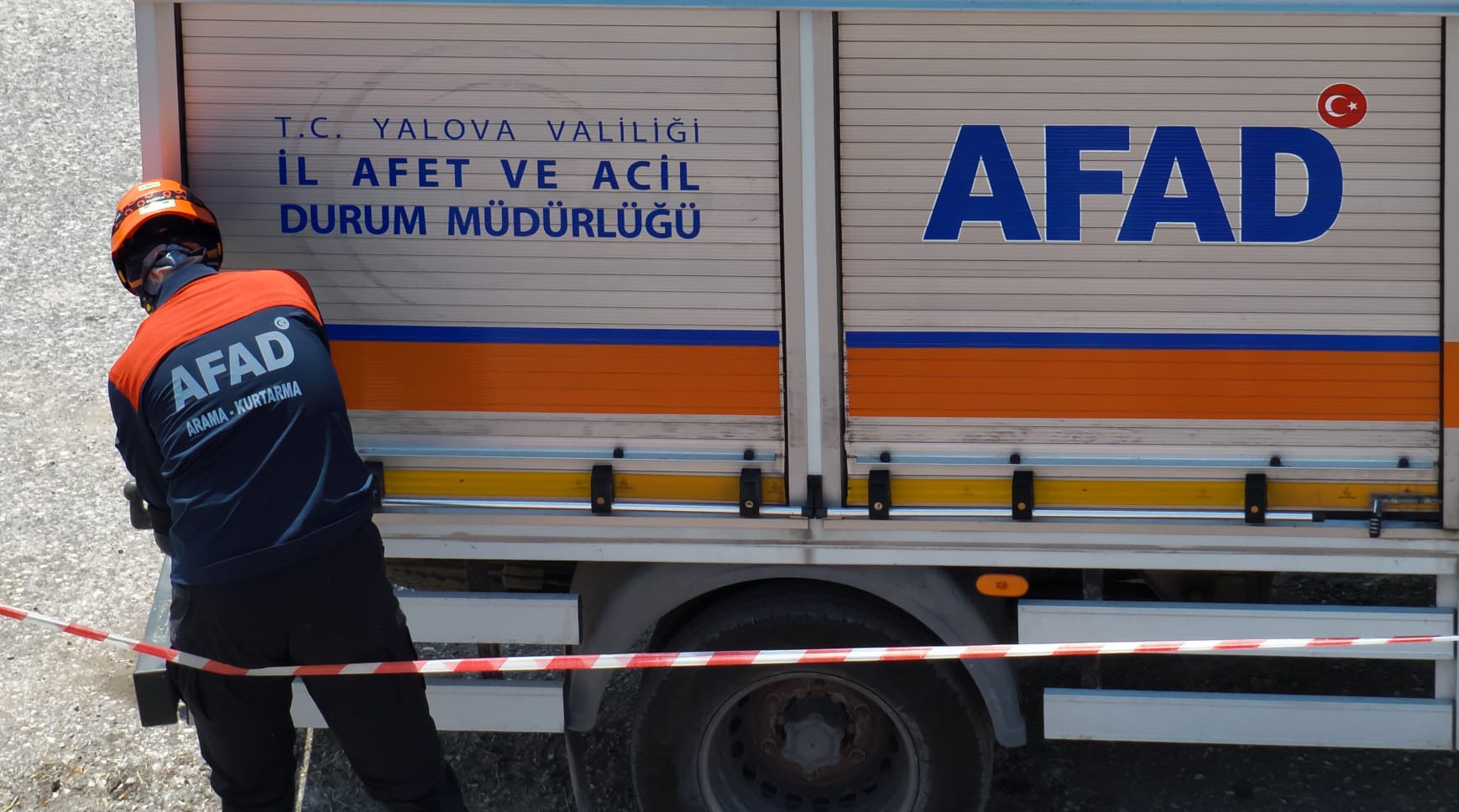 YALOVA AFAD EKİPLERİ DÜZCE MERKEZLİ 7,2 BÜYÜKLÜĞÜNDEKİ BÖLGESEL DEPREM TATBİKATINDA GÖREV ALDI 8 YALOVA AFAD EKİPLERİ DÜZCE MERKEZLİ 7,2 BÜYÜKLÜĞÜNDEKİ BÖLGESEL DEPREM TATBİKATINDA GÖREV ALDI