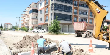 Bilge Kaan Caddesi’nde Asfalt Öncesi Altyapı Hamlesi Tamamlandı: Mehmet Akif Ersoy Mahallesi’nde Ulaşım Konforu Artıyor 2 Bilge Kaan Caddesi’nde Asfalt Öncesi Altyapı Hamlesi Tamamlandı: Mehmet Akif Ersoy Mahallesi’nde Ulaşım Konforu Artıyor