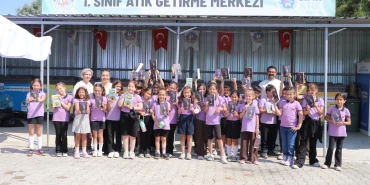 Çiftlikköy’de Çevre Haftası Etkinlikleri Yazar Murat Kırmızı Buluşmasıyla Devam Etti 7 Çiftlikköy’de Çevre Haftası Etkinlikleri Yazar Murat Kırmızı Buluşmasıyla Devam Etti