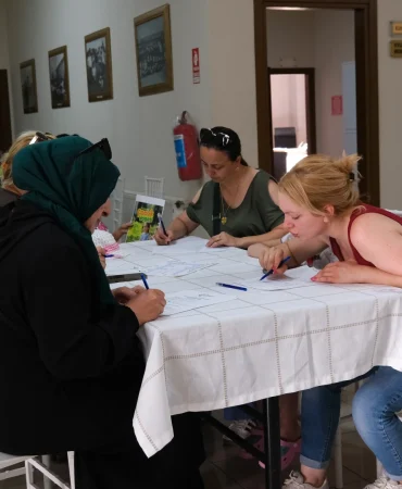 Çiftlikköy Belediyesi Yaz Kurslarına Yoğun İlgi: Kontenjanların Yarısı İlk Günde Doldu 2 Çiftlikköy Belediyesi Yaz Kurslarına Yoğun İlgi: Kontenjanların Yarısı İlk Günde Doldu