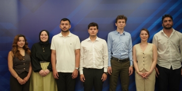 Marmara Genç Gazeteciler Derneği Kuruldu: Genç Gazetecilerden Marmara Bölgesi İçin Güçlü Mesleki Dayanışma Hamlesi 1 Marmara Genç Gazeteciler Derneği Kuruldu: Genç Gazetecilerden Marmara Bölgesi İçin Güçlü Mesleki Dayanışma Hamlesi