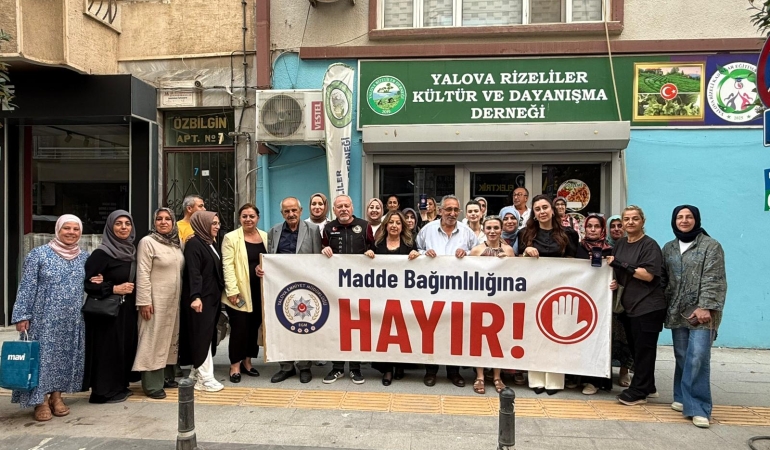 Bağımsızlık Yılı 2026 Semineri Yalova’da Yoğun Katılımla Gerçekleştirildi 6 Bağımsızlık Yılı 2026 Semineri Yalova’da Yoğun Katılımla Gerçekleştirildi