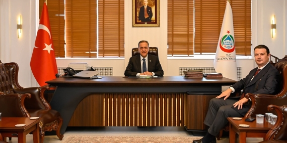 Yalova Valisi Dr. Ahmet Hamdi Usta, İş İnsanı Kemal Baş’ı Makamında Kabul Etti 29 Yalova Valisi Dr. Ahmet Hamdi Usta, İş İnsanı Kemal Baş’ı Makamında Kabul Etti