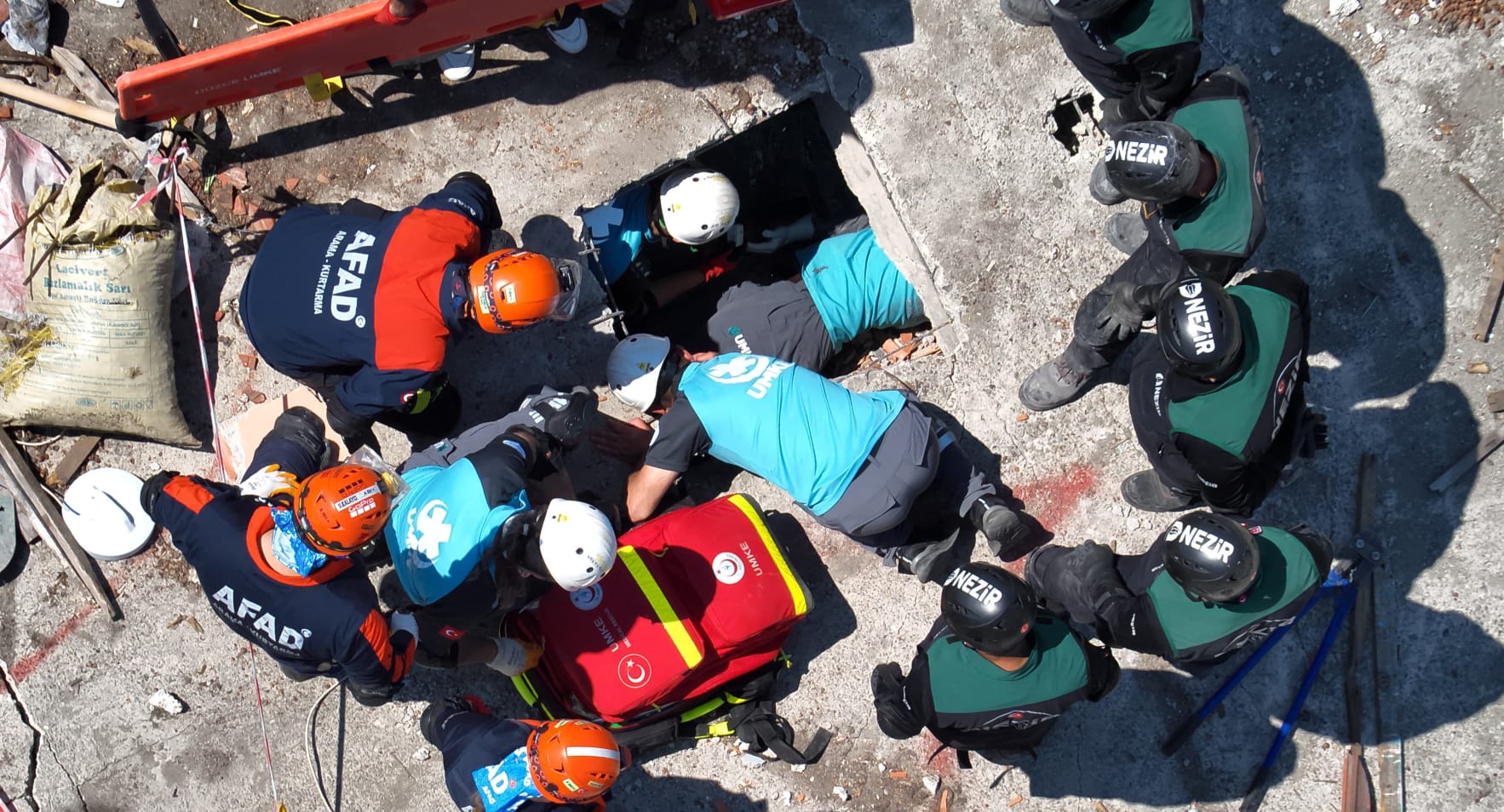 YALOVA AFAD EKİPLERİ DÜZCE MERKEZLİ 7,2 BÜYÜKLÜĞÜNDEKİ BÖLGESEL DEPREM TATBİKATINDA GÖREV ALDI 6 YALOVA AFAD EKİPLERİ DÜZCE MERKEZLİ 7,2 BÜYÜKLÜĞÜNDEKİ BÖLGESEL DEPREM TATBİKATINDA GÖREV ALDI