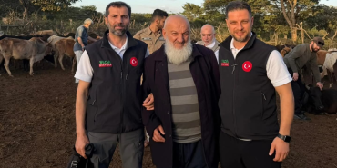 Yalova’dan Afrika ve Gazze’ye Uzanan Kurban Bereketi: Binlerce İhtiyaç Sahibine Bayram Sevinci 94 Yalova’dan Afrika ve Gazze’ye Uzanan Kurban Bereketi: Binlerce İhtiyaç Sahibine Bayram Sevinci