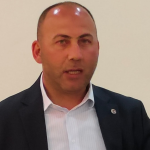 AK Parti Çınarcık İlçe Başkanı Mehmet Özalp’tan Başkan Avni Kurt’a Sert Eleştiriler: 25 AK Parti Çınarcık İlçe Başkanı Mehmet Özalp’tan Başkan Avni Kurt’a Sert Eleştiriler:
