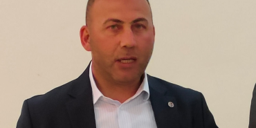 AK Parti Çınarcık İlçe Başkanı Mehmet Özalp’tan Başkan Avni Kurt’a Sert Eleştiriler: 79 AK Parti Çınarcık İlçe Başkanı Mehmet Özalp’tan Başkan Avni Kurt’a Sert Eleştiriler: