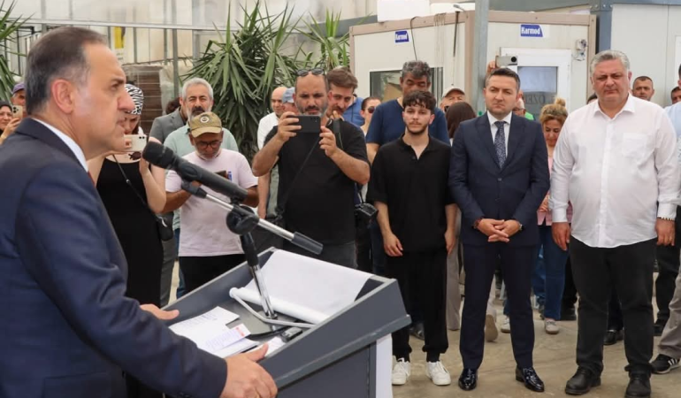 Yalova’da Çiftçilere 1 Milyon Sebze Fidesi Desteği 6 Yalova’da Çiftçilere 1 Milyon Sebze Fidesi Desteği