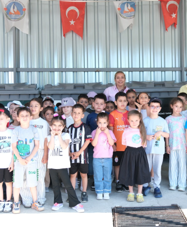 Çiftlikköy’de Çevre Haftası Coşkusu Başladı: Miniklerden Sıfır Atığa Anlamlı Katkı 9 Çiftlikköy’de Çevre Haftası Coşkusu Başladı: Miniklerden Sıfır Atığa Anlamlı Katkı