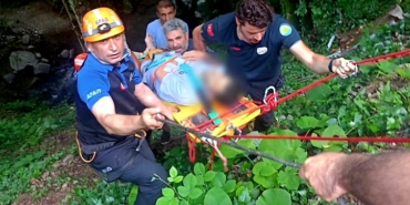 Termal’de Motosiklet Kazası: 30 Metrelik Vadiden Kurtarıldı