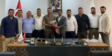 Yalova Hınıslılar Derneği’nden Esnaf ve Sanatkârlar Odası’na Ziyaret 7 Yalova Hınıslılar Derneği’nden Esnaf ve Sanatkârlar Odası’na Ziyaret