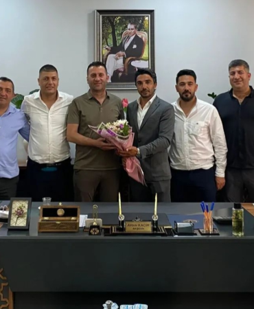 Yalova Hınıslılar Derneği’nden Esnaf ve Sanatkârlar Odası’na Ziyaret 3 Yalova Hınıslılar Derneği’nden Esnaf ve Sanatkârlar Odası’na Ziyaret