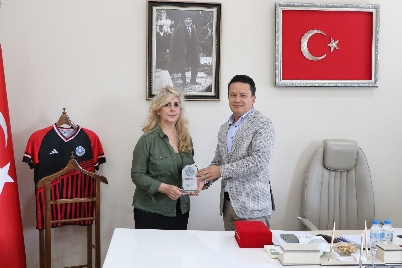 Çiftlikköy’de Hayvanseverlerden Barınağa Anlamlı Destek: SAHAV’ın Katkılarıyla Klinik Yenilendi