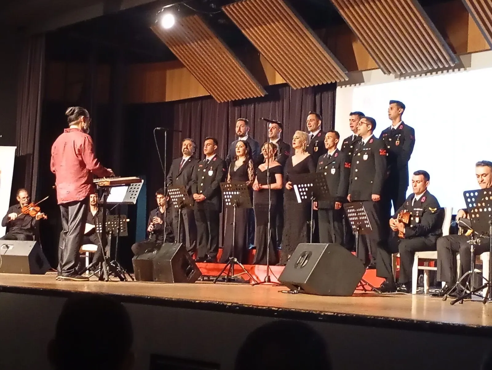 Jandarma’nın 187. Kuruluş Yıl Dönümü Yalova’da Muhteşem Konserle Kutlandı