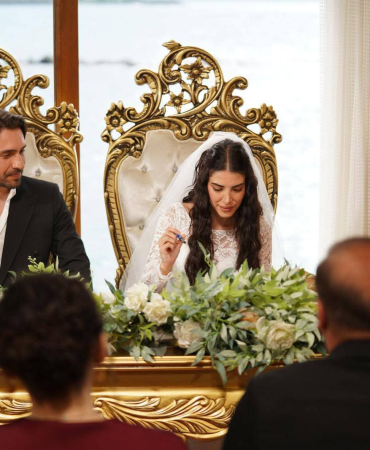 Esme ve Adil’in Nikâhını Başkan Azizoğlu Kıydı 2 Esme ve Adil’in Nikâhını Başkan Azizoğlu Kıydı