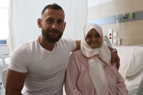 Yalova’da Tıp Dünyasını Şaşkına Çeviren Ameliyat: 76 Yaşındaki Kadının Safra Kesesinden 3 Binden Fazla Taş Çıkarıldı 2 Yalova’da Tıp Dünyasını Şaşkına Çeviren Ameliyat: 76 Yaşındaki Kadının Safra Kesesinden 3 Binden Fazla Taş Çıkarıldı