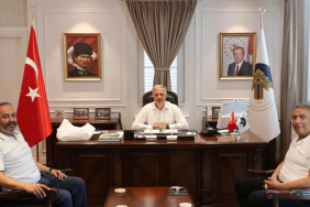 Yalova’nın Yöresel Lezzetleri Termal Belediye Başkanı Sinan Acar’a Takdim Edildi 2 Yalova’nın Yöresel Lezzetleri Termal Belediye Başkanı Sinan Acar’a Takdim Edildi