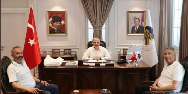 Yalova’nın Yöresel Lezzetleri Termal Belediye Başkanı Sinan Acar’a Takdim Edildi 91 Yalova’nın Yöresel Lezzetleri Termal Belediye Başkanı Sinan Acar’a Takdim Edildi