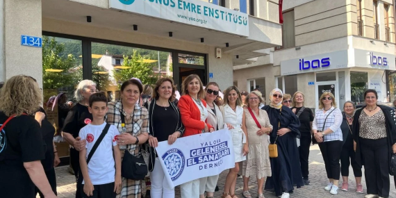 Yalova’dan Kosova’ya Kültür Köprüsü: “Evlad-ı Fatihan’ın” Sergisi Prizren’de Büyük İlgi Gördü 49 Yalova’dan Kosova’ya Kültür Köprüsü: “Evlad-ı Fatihan’ın” Sergisi Prizren’de Büyük İlgi Gördü