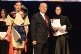 Bursa Fashion Week 9. Uluslararası Moda Günleri İçin Geri Sayım Başladı 42 Bursa Fashion Week 9. Uluslararası Moda Günleri İçin Geri Sayım Başladı