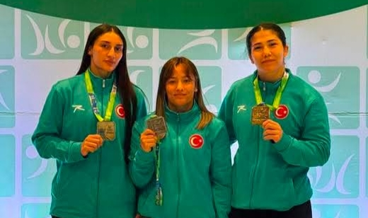 Yalova Üniversitesi ve Termal Belediyespor’dan Dünya Çapında Büyük Başarı: Brezilya’da 2 Altın, 1 Gümüş Madalya 6 Yalova Üniversitesi ve Termal Belediyespor’dan Dünya Çapında Büyük Başarı: Brezilya’da 2 Altın, 1 Gümüş Madalya