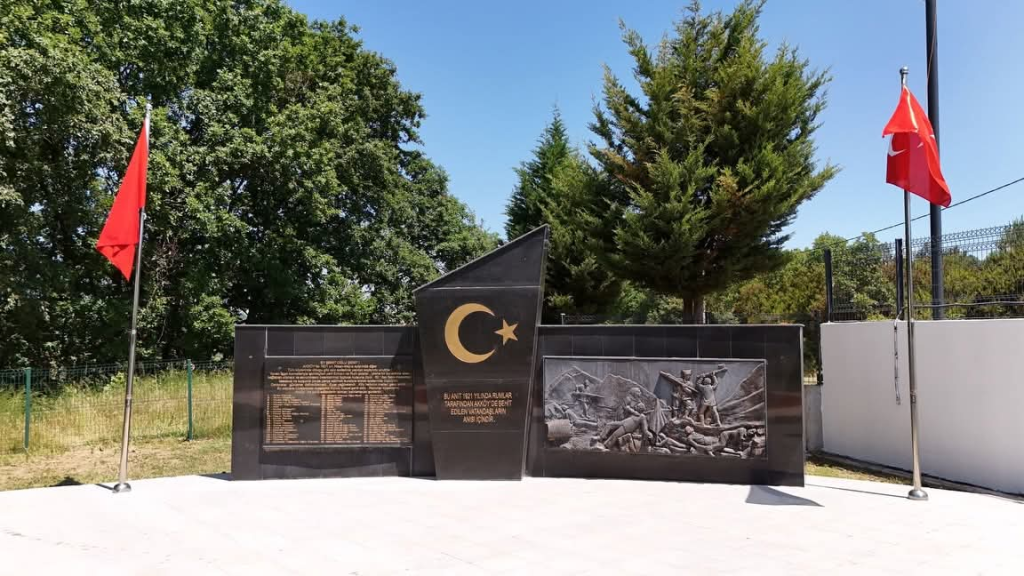 Akköy Şehitleri 105. Yılında Dualarla Anılacak: Şehitlikte Kapsamlı Hazırlıklar Tamamlandı