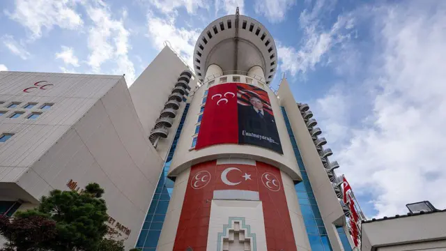 Manisa MHP İl Teşkilatı Görevden Alındı 62 Manisa MHP İl Teşkilatı Görevden Alındı