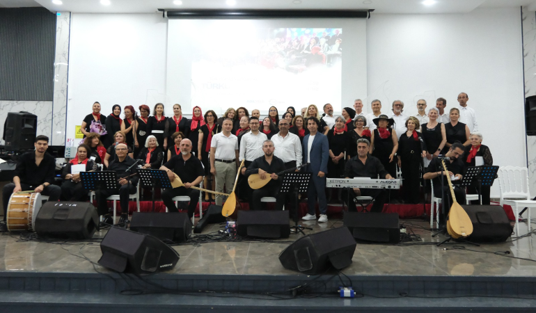 Çiftlikköy’de Türkü Şöleni Yaşandı: Halk Müziği Tutkunları Unutulmaz Bir Gece Geçirdi 6 Çiftlikköy’de Türkü Şöleni Yaşandı: Halk Müziği Tutkunları Unutulmaz Bir Gece Geçirdi