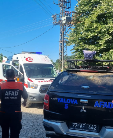 Termal Yatakkaya Şelalesi’nde Yaralanan Vatandaş Kurtarıldı 9 Termal Yatakkaya Şelalesi’nde Yaralanan Vatandaş Kurtarıldı