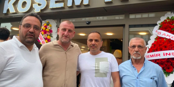 Zafer Partisi Yalova Teşkilatlarından Yoğun Saha Mesaisi: Aynı Günde Birçok Etkinlikte Yer Aldılar 26 Zafer Partisi Yalova Teşkilatlarından Yoğun Saha Mesaisi: Aynı Günde Birçok Etkinlikte Yer Aldılar