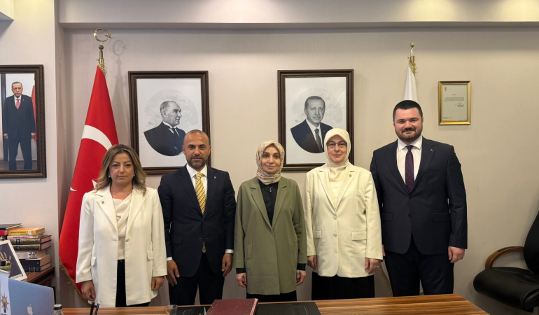 Leyla Şahin Usta Yalova’da Teşkilat, Esnaf ve Kadın Girişimcilerle Buluştu
