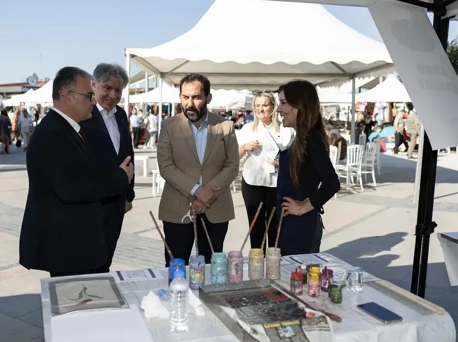 2. Uluslararası Yalova İpekyolu Festivali Büyük İlgi Gördü: Binlerce Kişi Kültür ve Sanatla Buluştu 17 2. Uluslararası Yalova İpekyolu Festivali Büyük İlgi Gördü: Binlerce Kişi Kültür ve Sanatla Buluştu