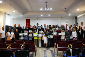 Dilimizin Zenginlikleri Projesi Kapanış Programı ve Ödül Töreni Yalova’da Gerçekleştirildi 2 Dilimizin Zenginlikleri Projesi Kapanış Programı ve Ödül Töreni Yalova’da Gerçekleştirildi
