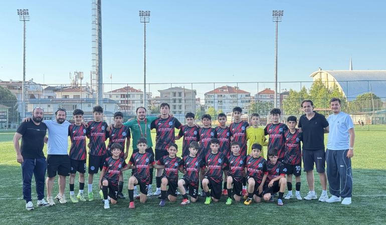 ÇİFTLİKKÖY U13’LERİ FİNAL İÇİN RAKİBİNİ BEKLİYOR