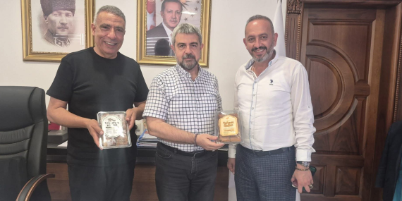 Yalova Sütlüsü’nden İl Sağlık Müdürü Kaşıkcı’ya Ziyaret: Katkısız ve Doğal Ürünler Tanıtıldı 14 Yalova Sütlüsü’nden İl Sağlık Müdürü Kaşıkcı’ya Ziyaret: Katkısız ve Doğal Ürünler Tanıtıldı