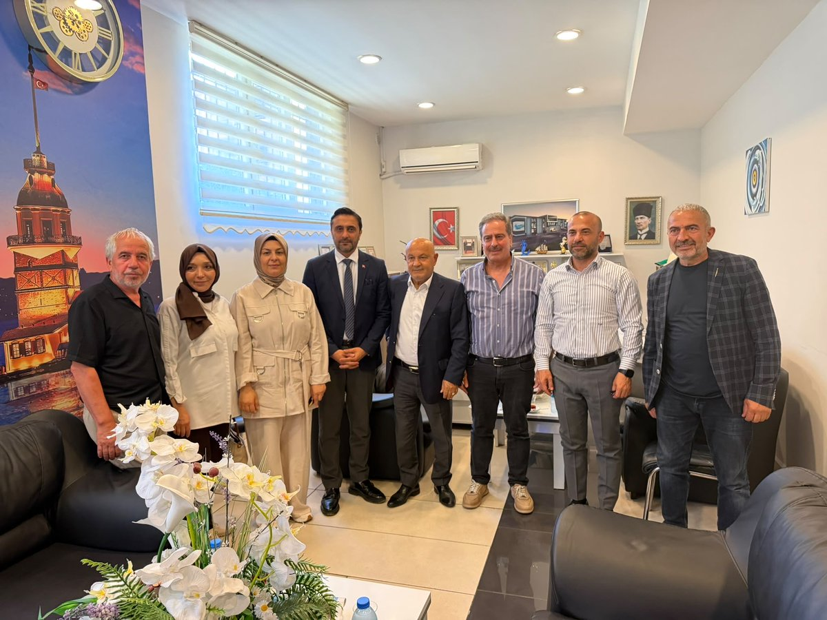 AK Parti Yalova İl Başkanı Umut Güçlü’den Star Alışveriş Merkezi’ne Ziyaret 4 AK Parti Yalova İl Başkanı Umut Güçlü’den Star Alışveriş Merkezi’ne Ziyaret