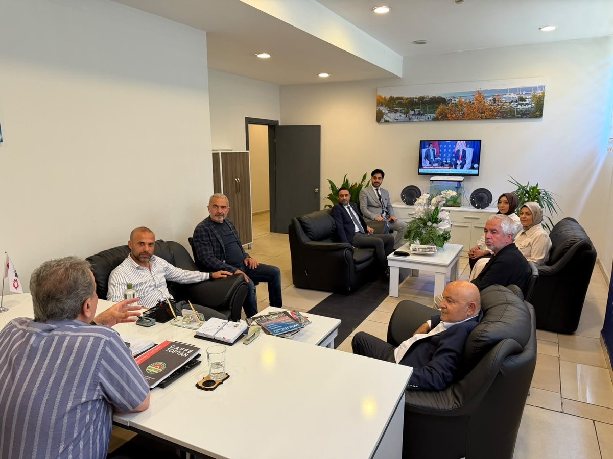 AK Parti Yalova İl Başkanı Umut Güçlü’den Star Alışveriş Merkezi’ne Ziyaret 5 AK Parti Yalova İl Başkanı Umut Güçlü’den Star Alışveriş Merkezi’ne Ziyaret